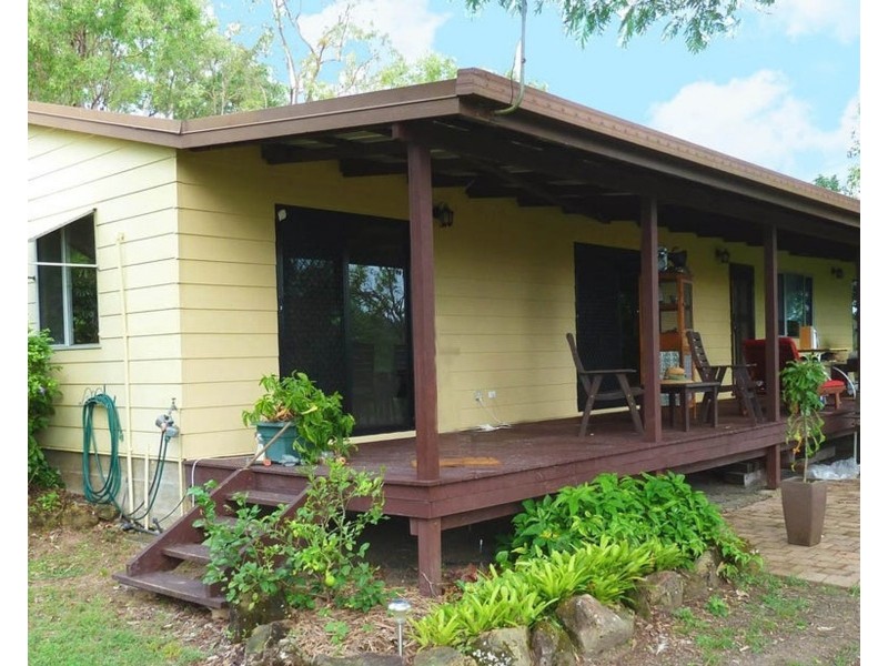 2100 Maraju Yakapari Road, The Leap QLD 4740