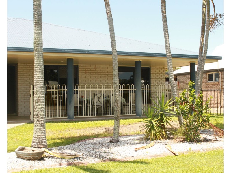 6 Hans Christian Street, Sarina QLD 4737