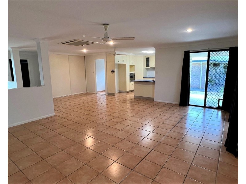 6 Hans Christian Street, Sarina QLD 4737