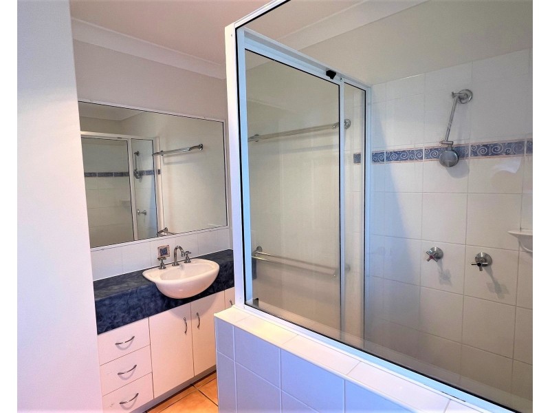 6 Hans Christian Street, Sarina QLD 4737