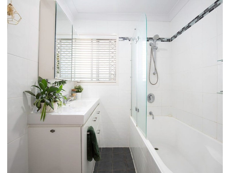 9 Brampton Avenue, Bucasia QLD 4750