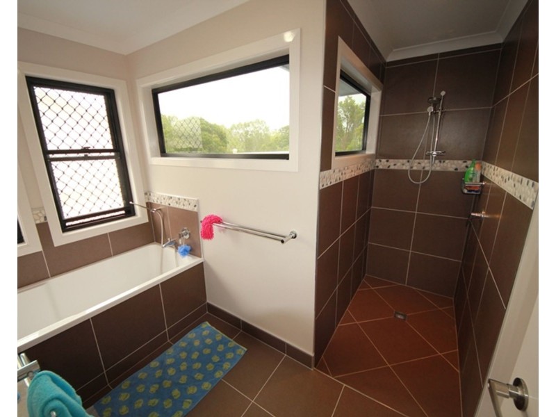 21 Pilchowski Street, Seaforth QLD 4741
