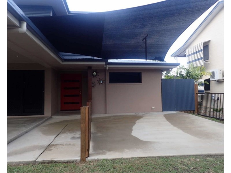 21 Pilchowski Street, Seaforth QLD 4741