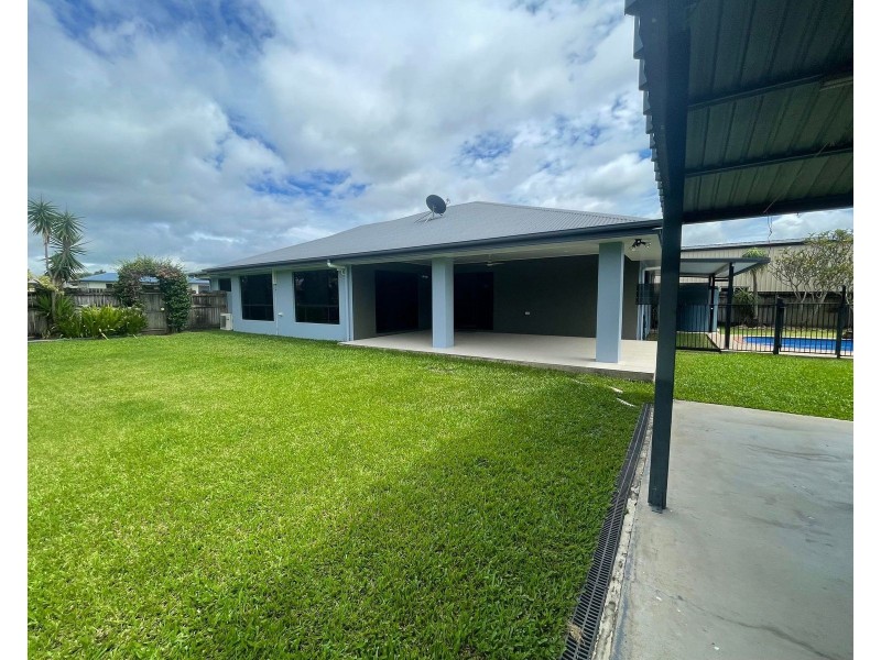 5 Mooney Court, Marian QLD 4753