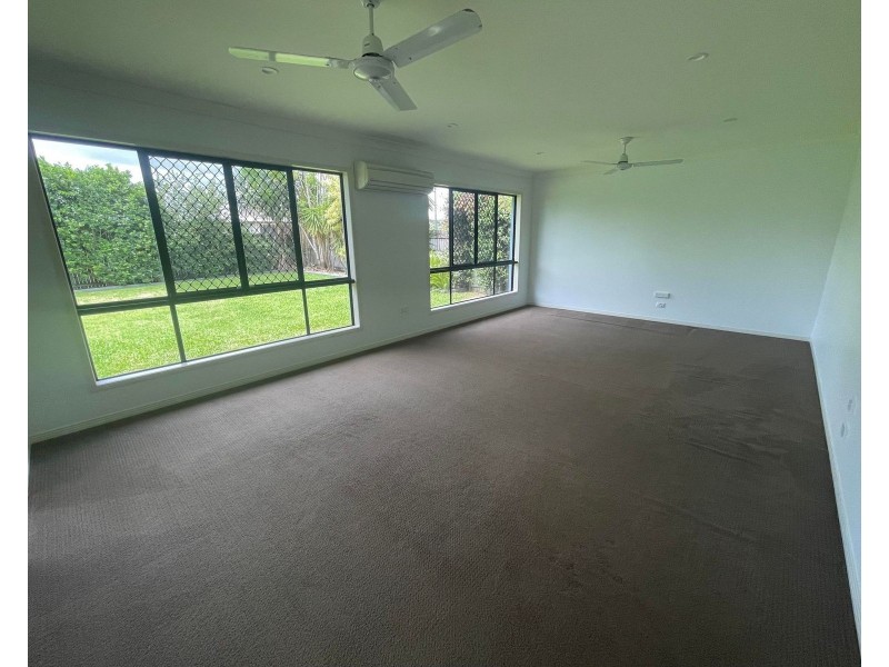 5 Mooney Court, Marian QLD 4753