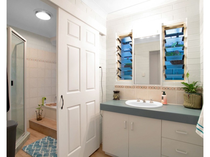 23 Brooksfield Drive, Sarina Beach QLD 4737