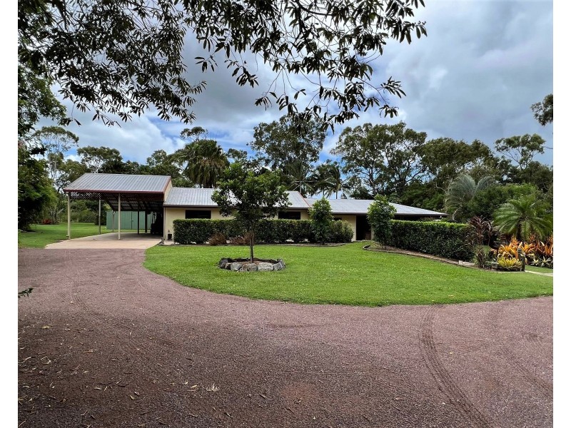 8 Rosewood Court, Hay Point QLD 4740