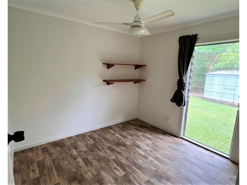 8 Rosewood Court, Hay Point QLD 4740