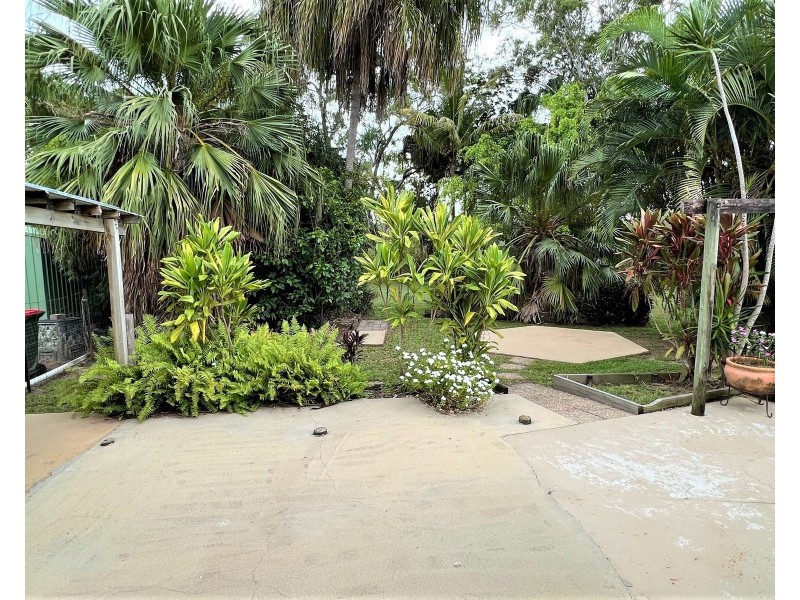 8 Rosewood Court, Hay Point QLD 4740