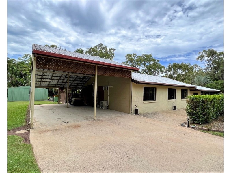 8 Rosewood Court, Hay Point QLD 4740