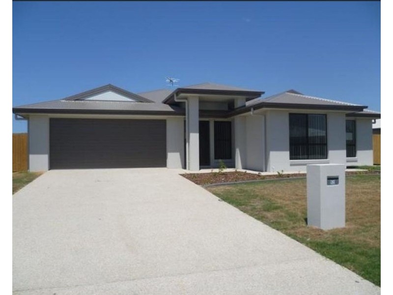 52 Dickens Avenue, Ooralea QLD 4740