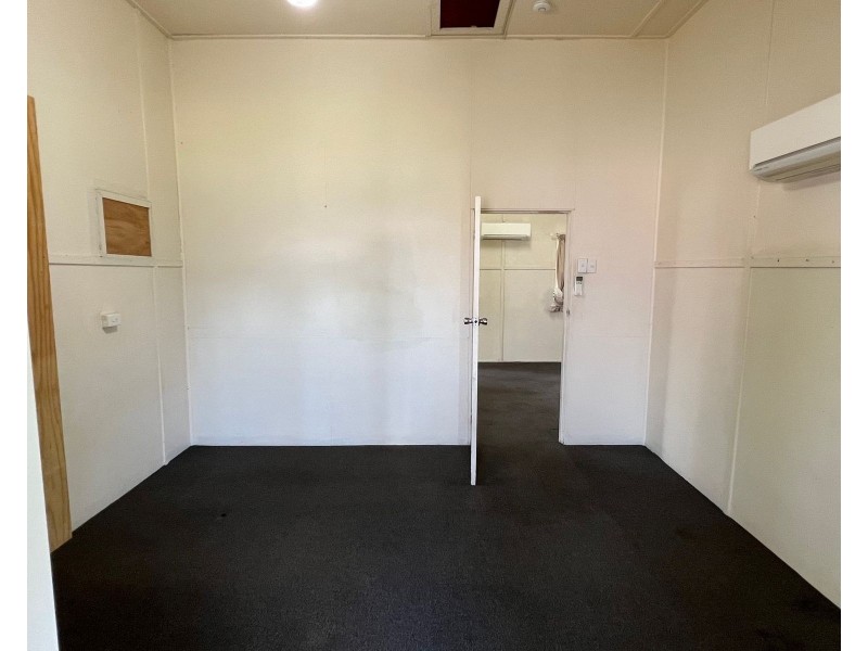 6 Anzac Street, Sarina QLD 4737