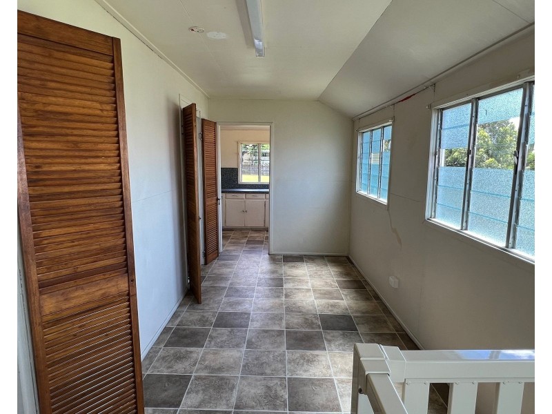 6 Anzac Street, Sarina QLD 4737