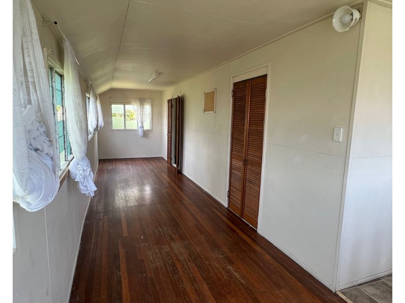 6 Anzac Street, Sarina QLD 4737