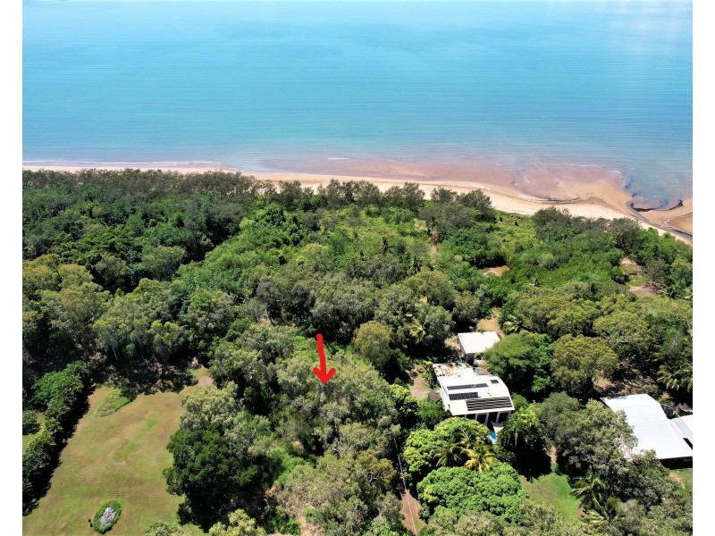 206 Miran Khan Drive, Armstrong Beach QLD 4737