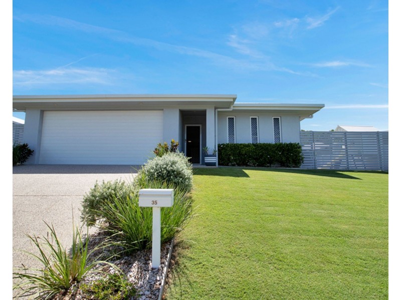 35 Kerrisdale Crescent, Beaconsfield QLD 4740