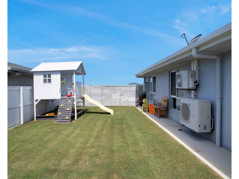 35 Kerrisdale Crescent, Beaconsfield QLD 4740