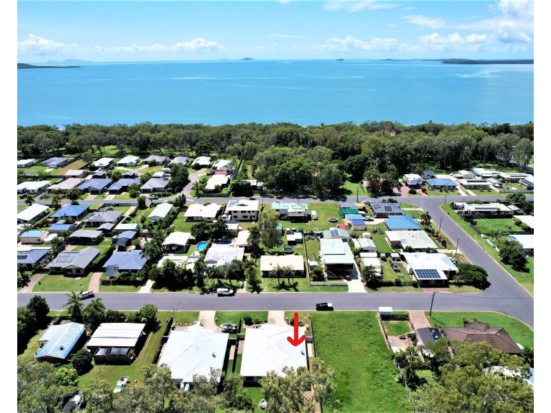 1/7 Swan Street, Armstrong Beach QLD 4737