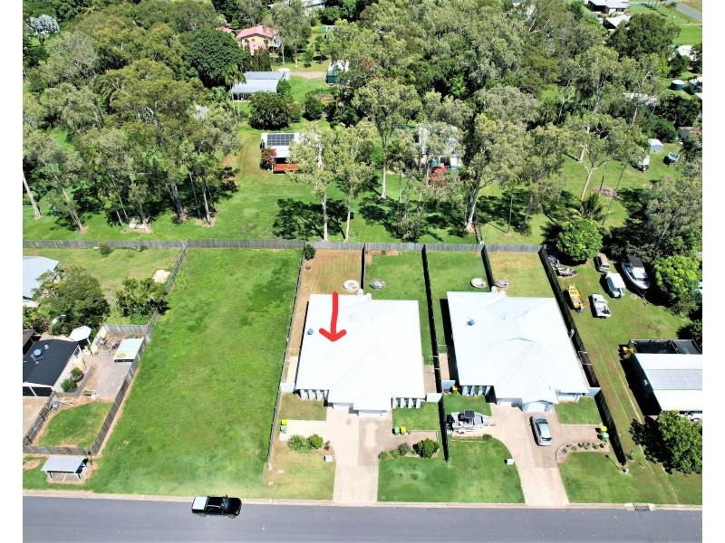 1/7 Swan Street, Armstrong Beach QLD 4737