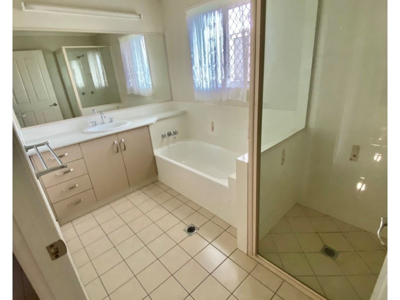 121 Kennys Road, Marian QLD 4753