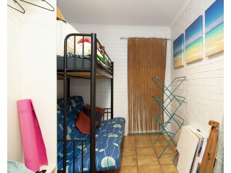 4/4 Symons Avenue, Bucasia QLD 4750