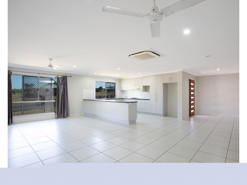 2 Springcliffe Drive, Seaforth QLD 4741