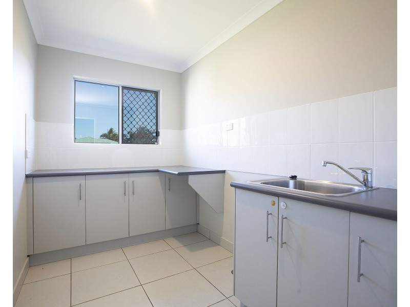 2 Springcliffe Drive, Seaforth QLD 4741