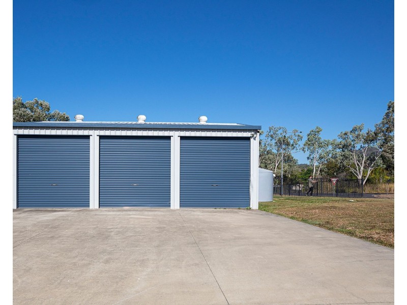 2 Springcliffe Drive, Seaforth QLD 4741