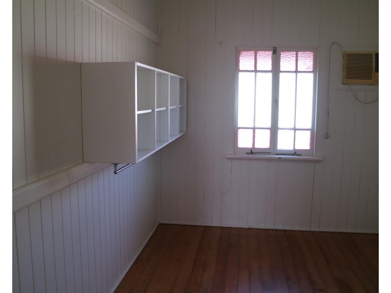 97 Shakespeare Street, Mackay QLD 4740