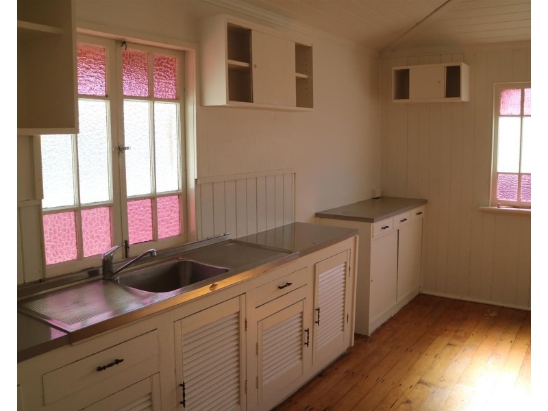 97 Shakespeare Street, Mackay QLD 4740