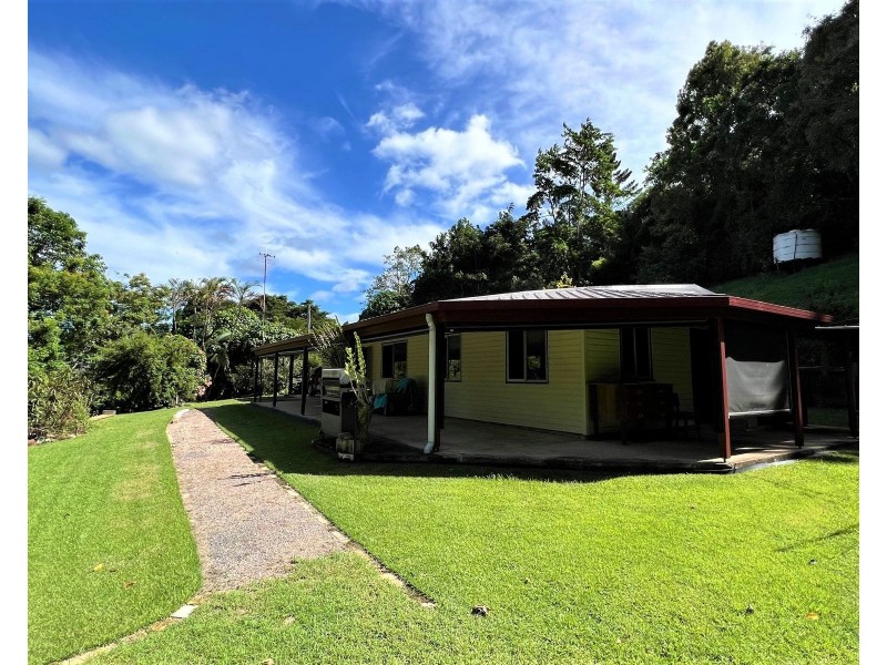 30 Rainforest Road, Sarina QLD 4737