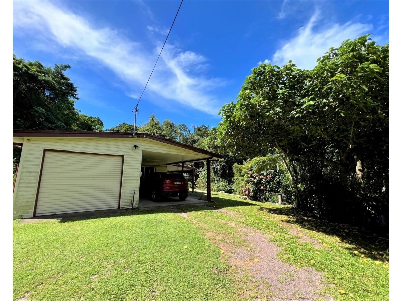 30 Rainforest Road, Sarina QLD 4737