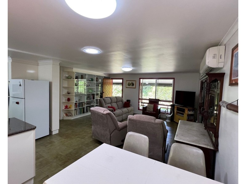 30 Rainforest Road, Sarina QLD 4737