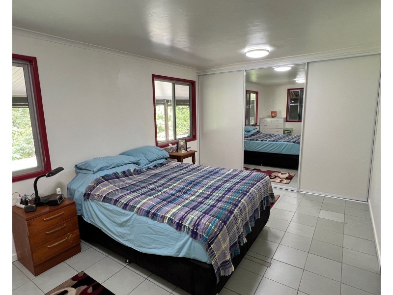 30 Rainforest Road, Sarina QLD 4737