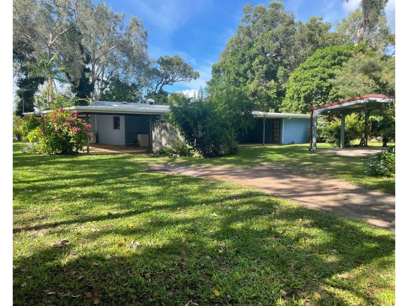 5 Theresa Court, Armstrong Beach QLD 4737