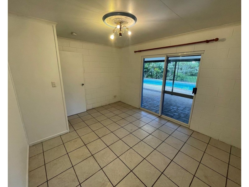 5 Theresa Court, Armstrong Beach QLD 4737