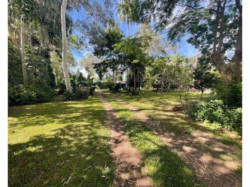 5 Theresa Court, Armstrong Beach QLD 4737