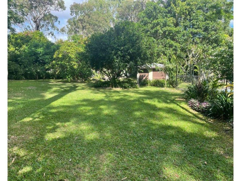 5 Theresa Court, Armstrong Beach QLD 4737