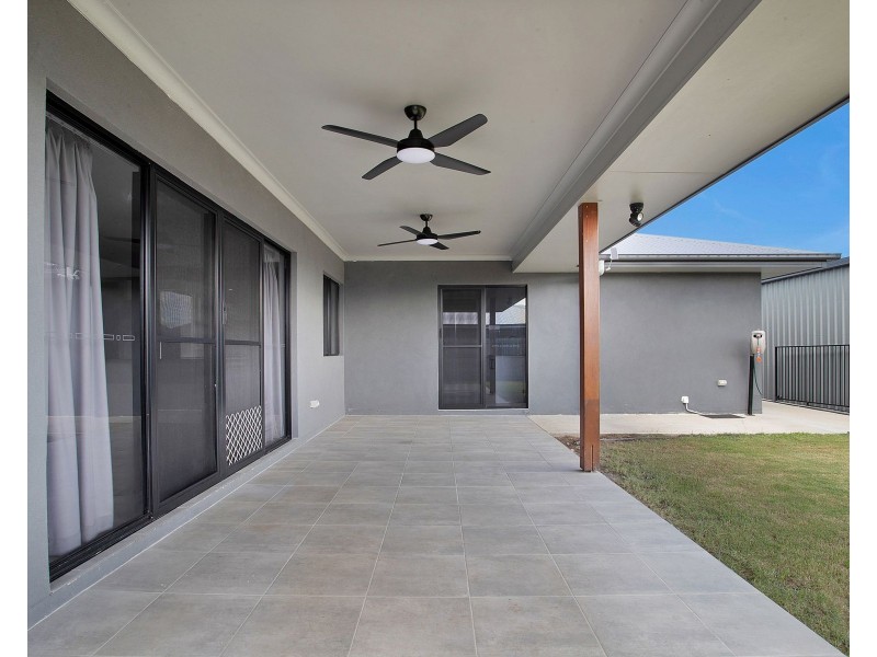 50 Fairway Drive, Bakers Creek QLD 4740