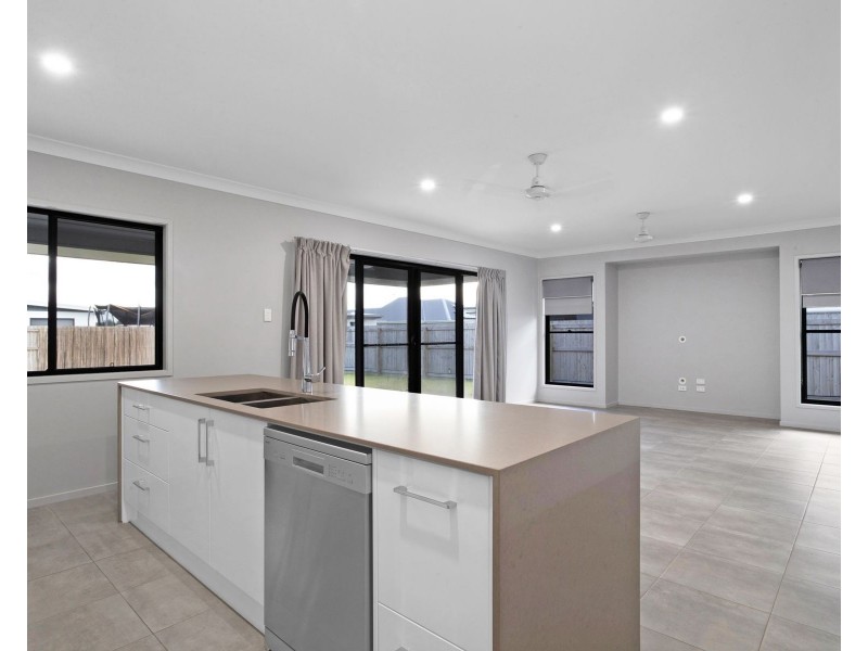 50 Fairway Drive, Bakers Creek QLD 4740