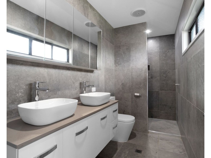 50 Fairway Drive, Bakers Creek QLD 4740