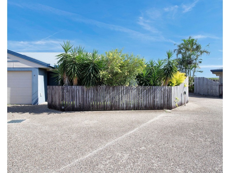 4/15 Perkins Street, North Mackay QLD 4740
