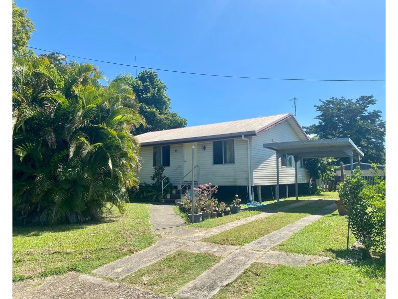 8 Venton Street, Sarina QLD 4737