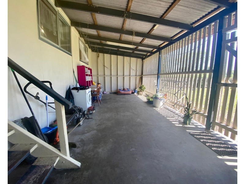 8 Venton Street, Sarina QLD 4737