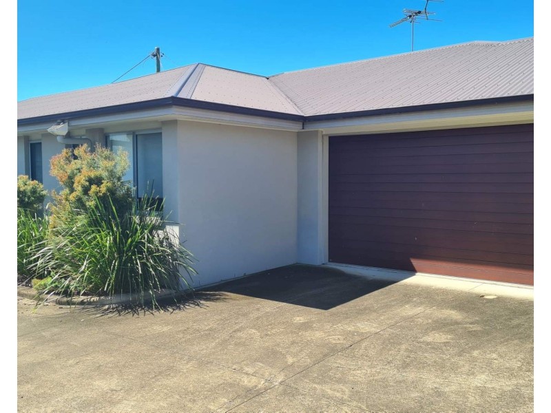 4/8 Maud Street, Mirani QLD 4754