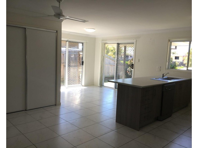 1/33 Ontario Parade, Andergrove QLD 4740