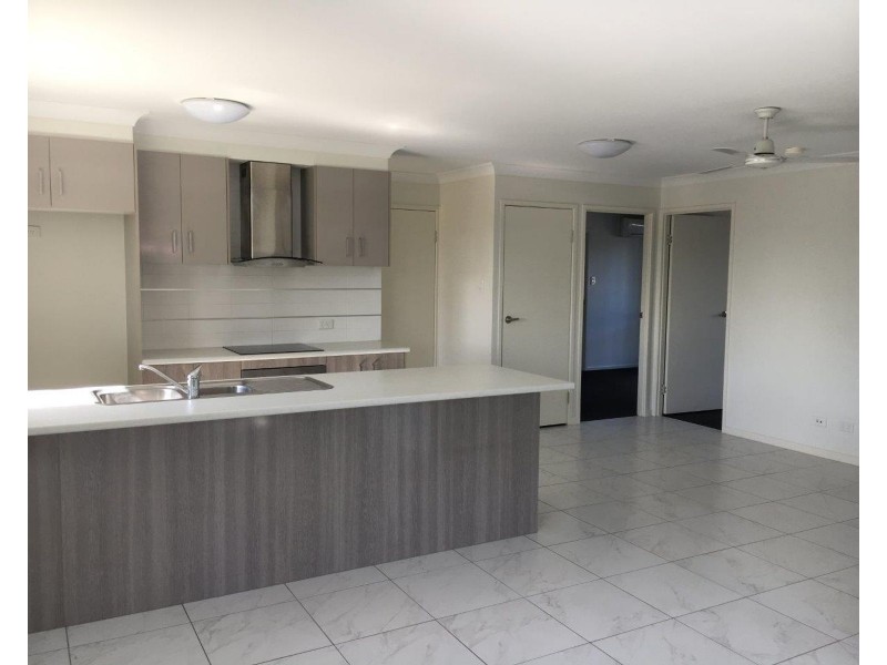 1/33 Ontario Parade, Andergrove QLD 4740