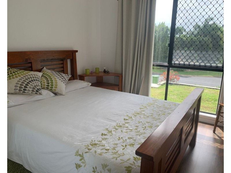14 Aviland Drive, Seaforth QLD 4741