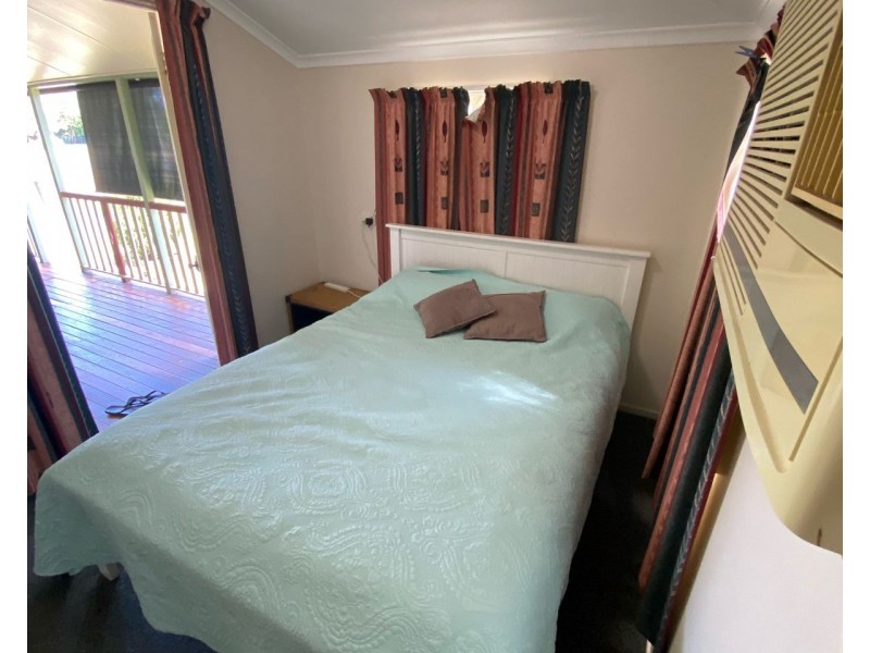 17 Oxford Street, Nebo QLD 4742