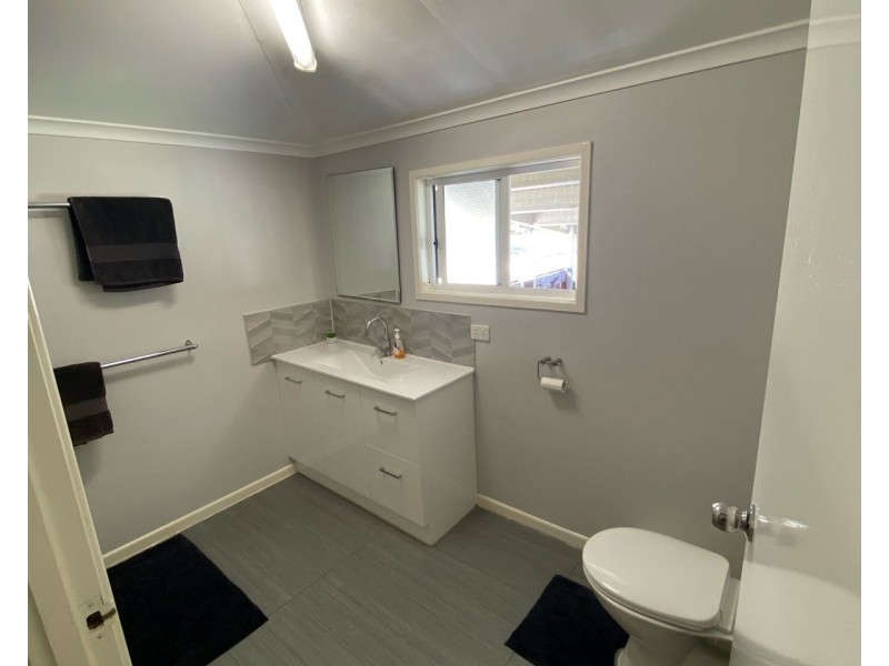17 Oxford Street, Nebo QLD 4742